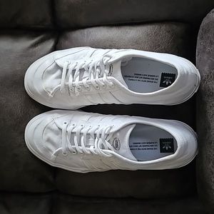 Adidas Mens 10 Matchcourt White Canvas Court Sneakers Shoes